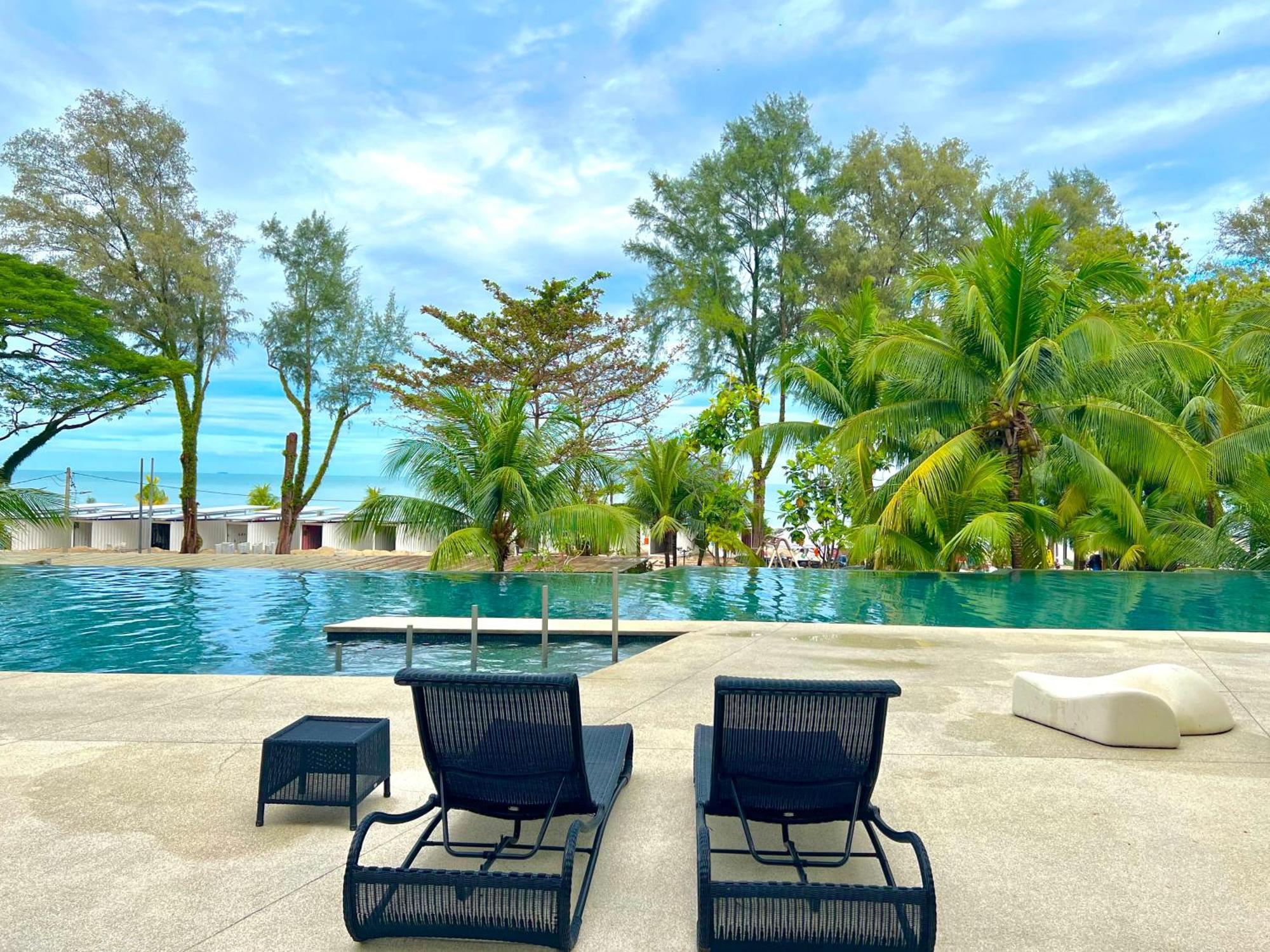 バツーフェリンギビーチBy The Sea, Penangアパートメント エクステリア 写真