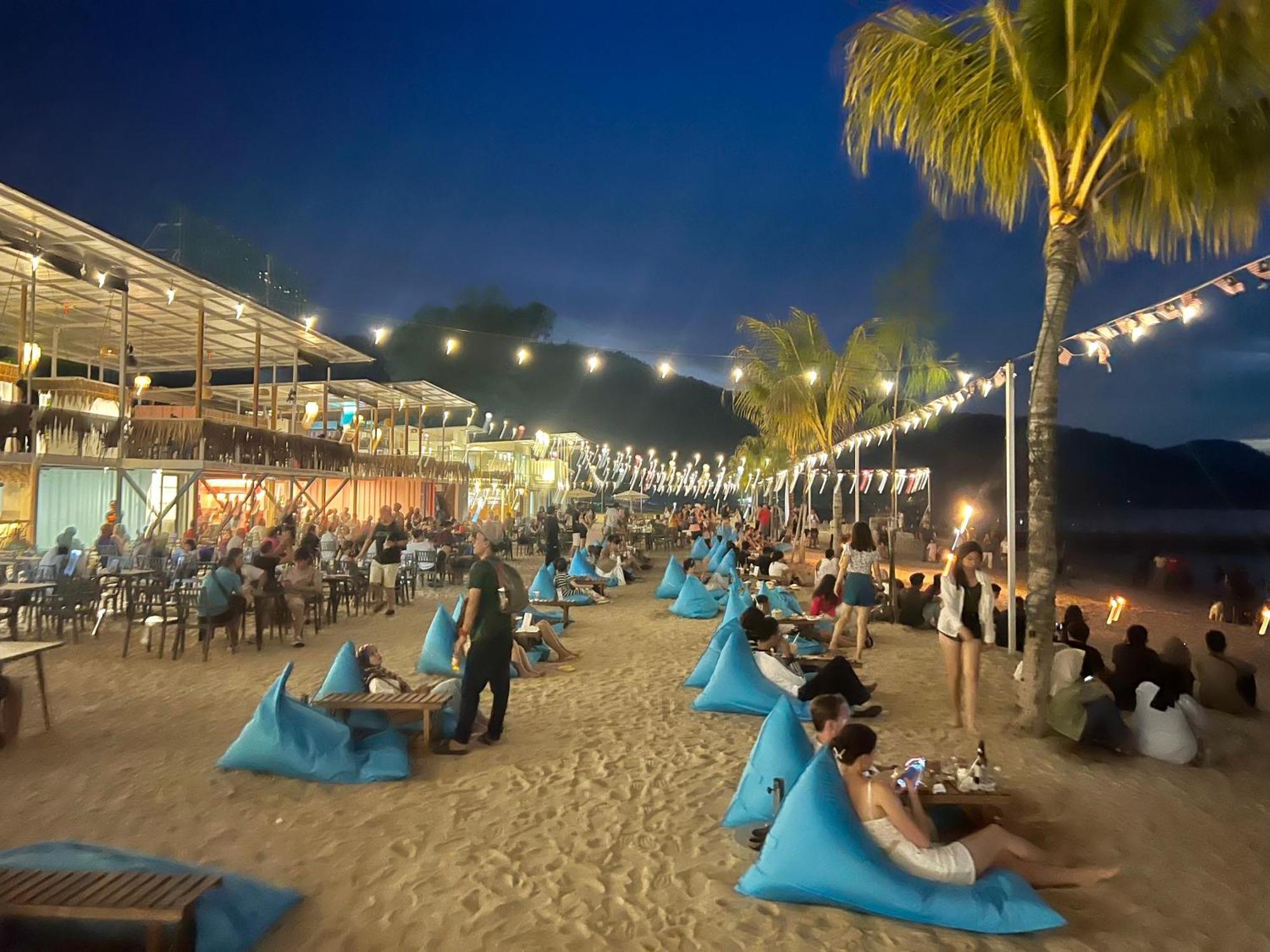 バツーフェリンギビーチBy The Sea, Penangアパートメント エクステリア 写真